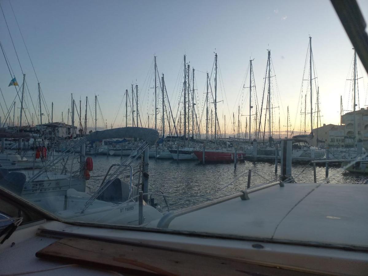 لوسات Bateau Hebergement Insolites المظهر الخارجي الصورة