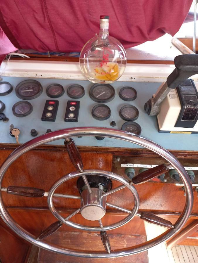 لوسات Bateau Hebergement Insolites المظهر الخارجي الصورة